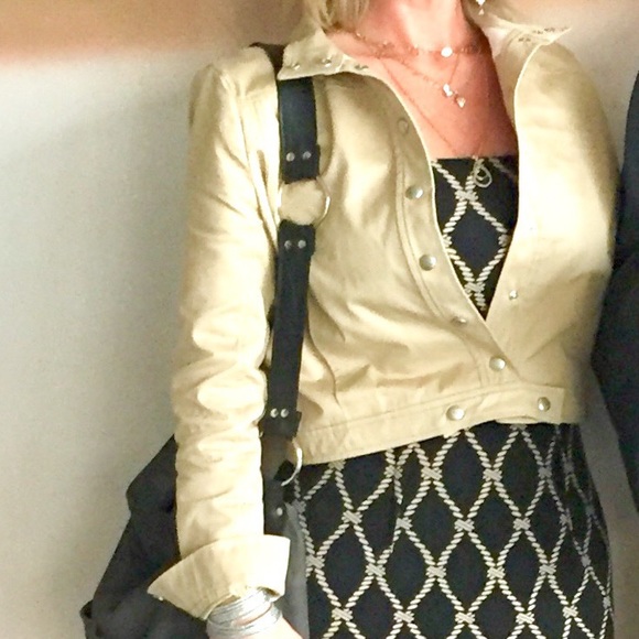 COURRÈGES PARIS•SZ 38•CHEST LOGO-PRINT JACKET• - Picture 12 of 16